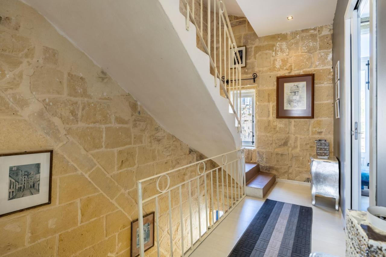 Valletta Bastions Seafront House Bagian luar foto