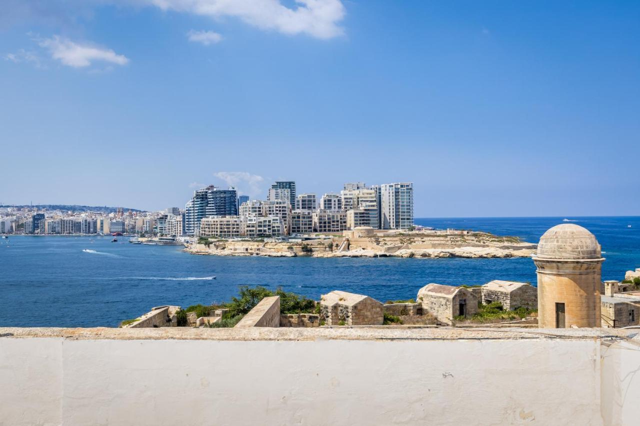 Valletta Bastions Seafront House Bagian luar foto