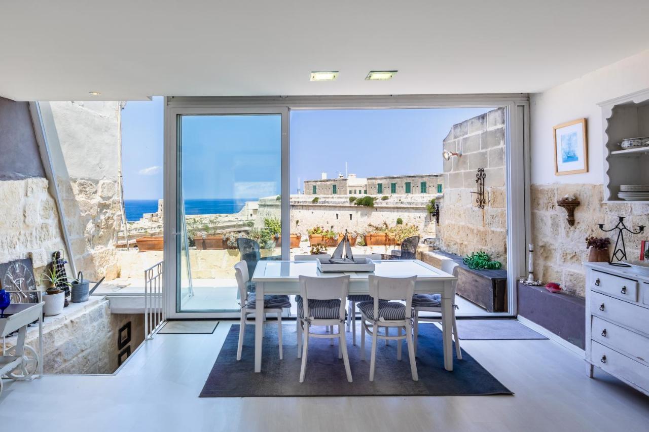 Valletta Bastions Seafront House Bagian luar foto